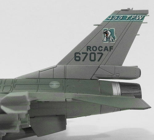 F-16A Republic of China Air Force (Taiwan Air Force) 455th Tactical Fighter Squadron 14th Battalion Chiayi Airfield #6707 1/72 [HA3827]