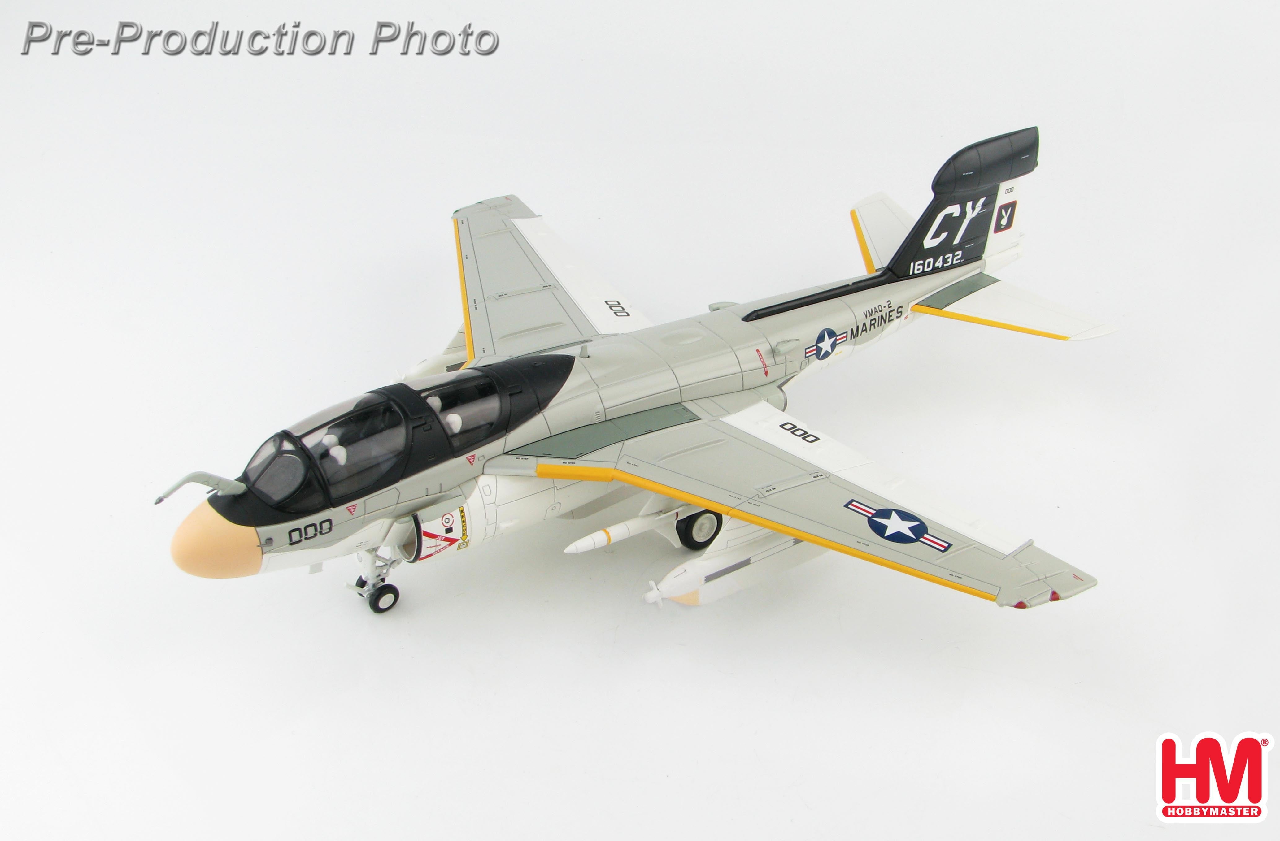 EA-6B USMC 2nd Marine Tactical Electronic Combat Squadron "Playboys" CY000/#160432 1/72 [HA5008]