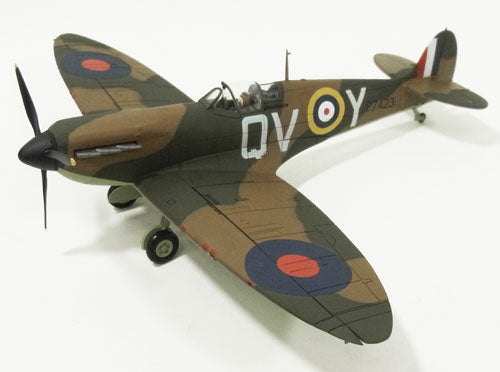 Spitfire Mk.IIa RAF No. 19 Squadron, Major Arthur Blake's aircraft P7423/QV-Y 1/48 [HA7812]