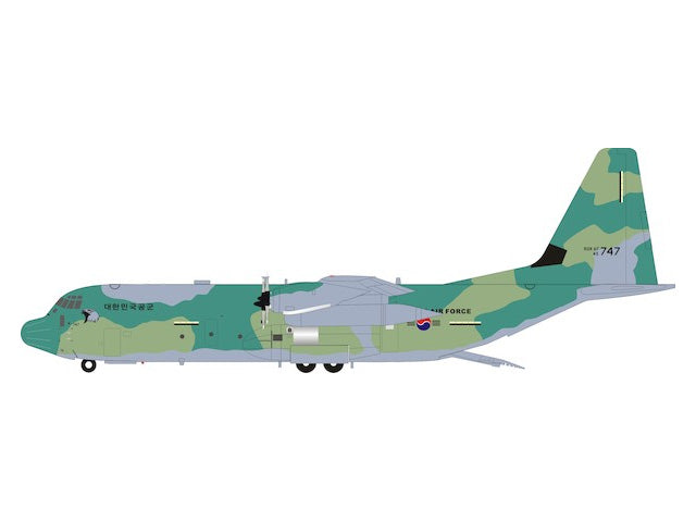 C-130J-30 (L-382) 韓国空軍 #45-747 (スタンド付属) 1/200 [IF130ROKAF0619]