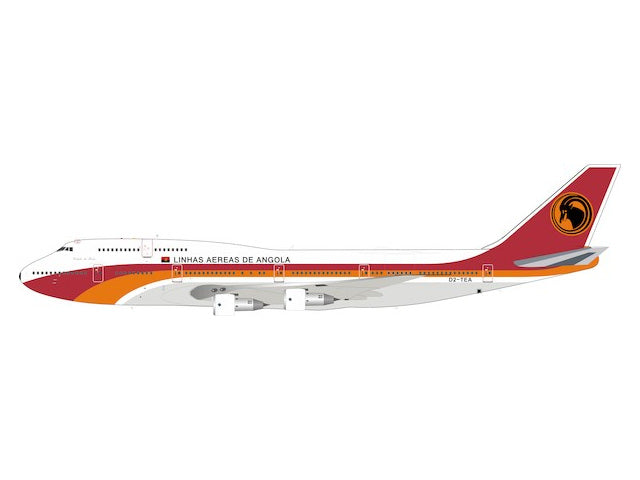 747-300M TAAG アンゴラ航空 D2-TEA with stand 1/200 [IF743DT1118]