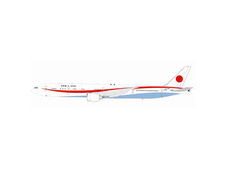 777-300ER 日本政府専用機 N509B フラップダウン状態 (スタンド付属) 1/200 [LH2072A]