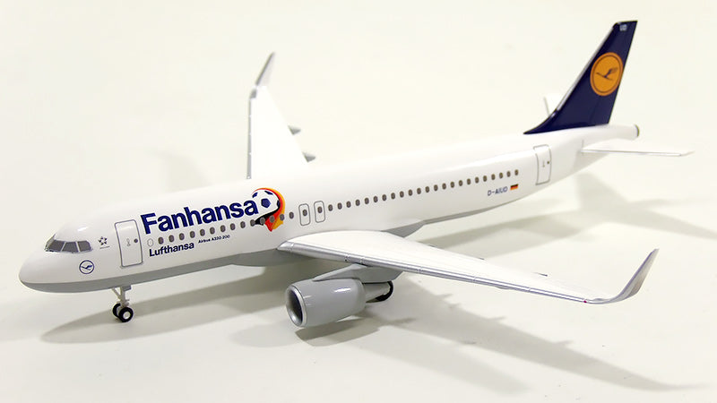 A320SL Lufthansa Special Paint "Fanhansa" D-AIUD 1/200 *Plastic [LH31]