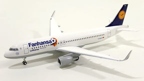 A320SL ルフトハンザドイツ航空 特別塗装 「Fanhansa」 D-AIUD 1/200 ※プラ製 [LH31]