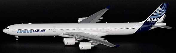 A340-600 エアバス社 ハウスカラー F-WWCA (スタンド付属) 1/200 ※金属製 [XX2333]