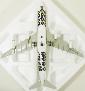 A340-300 フィンエアー 特別塗装 「マリメッコ・ウニッコ」 OH-LQD 1/200 ※スタンド付属 [XX2634]