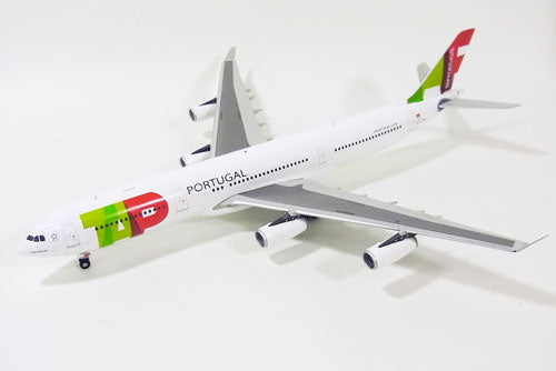 A340-300 TAPポルトガル航空 CS-TOA 1/200 [XX2651]