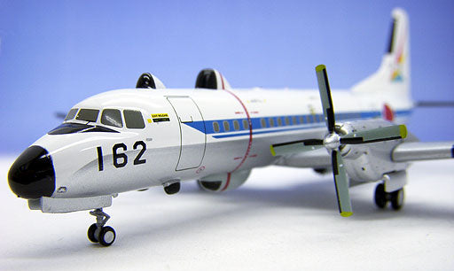 Amazon.co.jp: 全日空商事 1/200 YS-11EA 航空自衛隊 入間基地