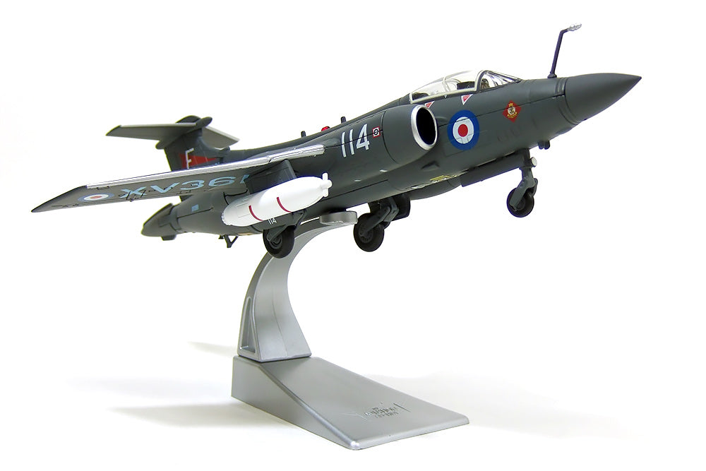 Hawker Siddeley Buccaneer S Mk.2, Royal Navy, No. 800 Squadron, aircraft carrier Eagle, 1971, XV361, 1/72 [AA34111]