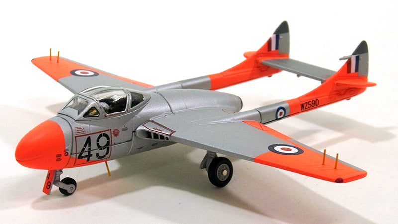 Vampire T.11 RAF No. 5 Pilot School 1962 (Duxford War Museum) WZ590 1/72 [AA37304]