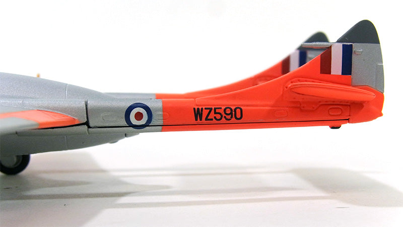 Vampire T.11 RAF No. 5 Pilot School 1962 (Duxford War Museum) WZ590 1/72 [AA37304]