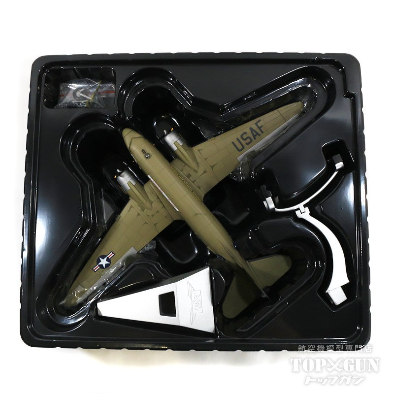 Douglas C47A SkyTrain Berlin Airlift 1/72 [AA38209]