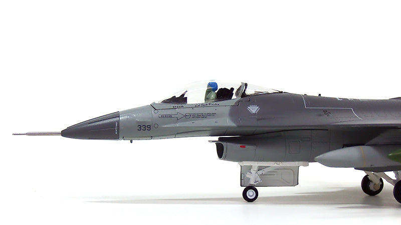 F-16C（ブロック30J） アメリカ空軍 テキサス州空軍 第149戦闘航空団 第182戦闘飛行隊 特別塗装 02年頃 ラックランド基地 #87-0339 1/72 [AF10006]