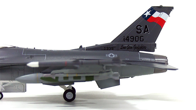 F-16C (Block 30J) USAF Texas 149th Fighter Wing 182nd Fighter Squadron Special Paint Lackland Air Force Base, circa 2002 #87-0339 1/72 [AF10006]