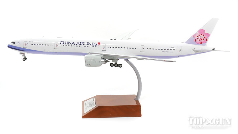 777-300ER China Airlines B-18051 1/200 *Made of metal [ALB017]