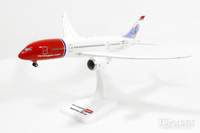 787-8 ノルウェー・エアシャトル 「トール・ヘイエルダール」 EI-LNB 1/200 ※ギヤ・スタンド付属・プラ製 [AN02]
