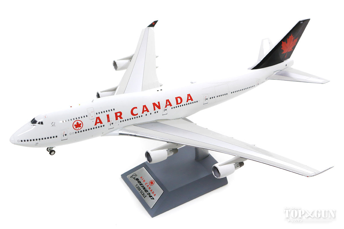 747-400 Air Canada C-GAGN With Stand 1/200 [B-744-AC-08]