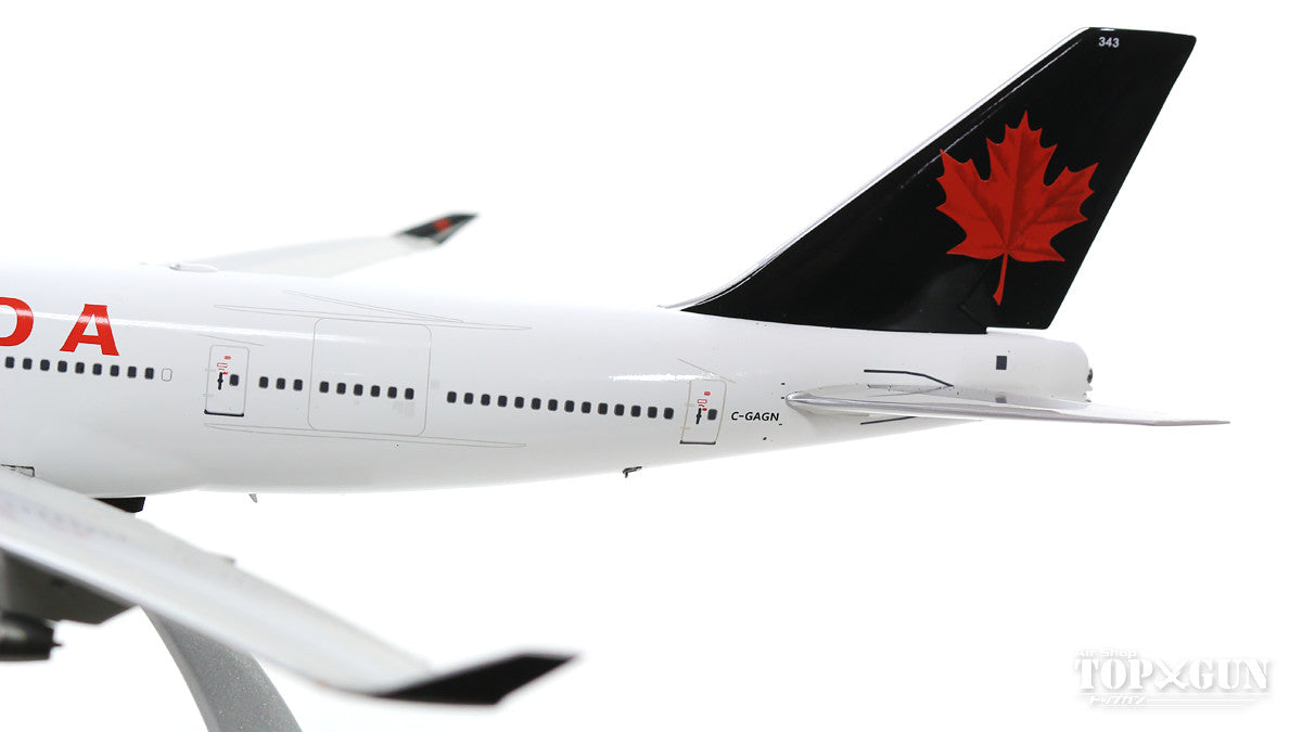 747-400 Air Canada C-GAGN With Stand 1/200 [B-744-AC-08]