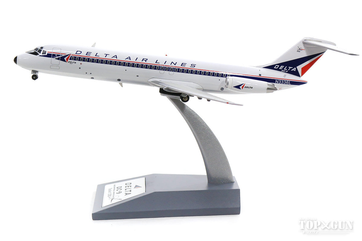 DC-9-32 デルタ航空 N3336L With Stand 1/200 [B-DC9-DL-36]