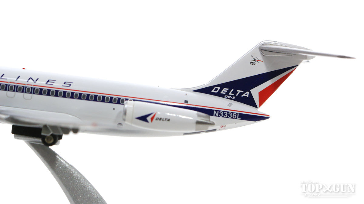 DC-9-32 デルタ航空 N3336L With Stand 1/200 [B-DC9-DL-36]