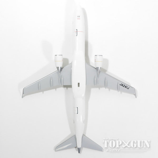 ERJ-190-100 J-AIR JA241J 1/100 *No gear, stand only, plastic [BJQ2039]