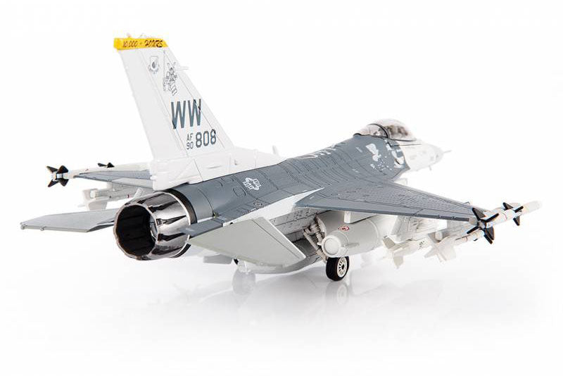 F-16C USAF PACAF F-16 Demonstration Team "Primo" 1/72 [CA721603]