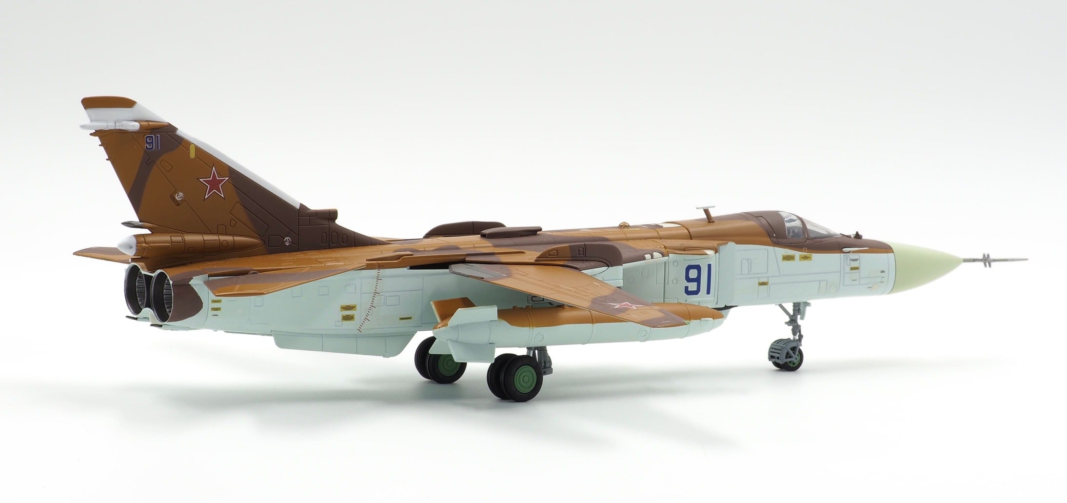 Calibre Wings Su-24M 「フェンサーD」 ロシア空軍 #91 1/72 [CA722406]