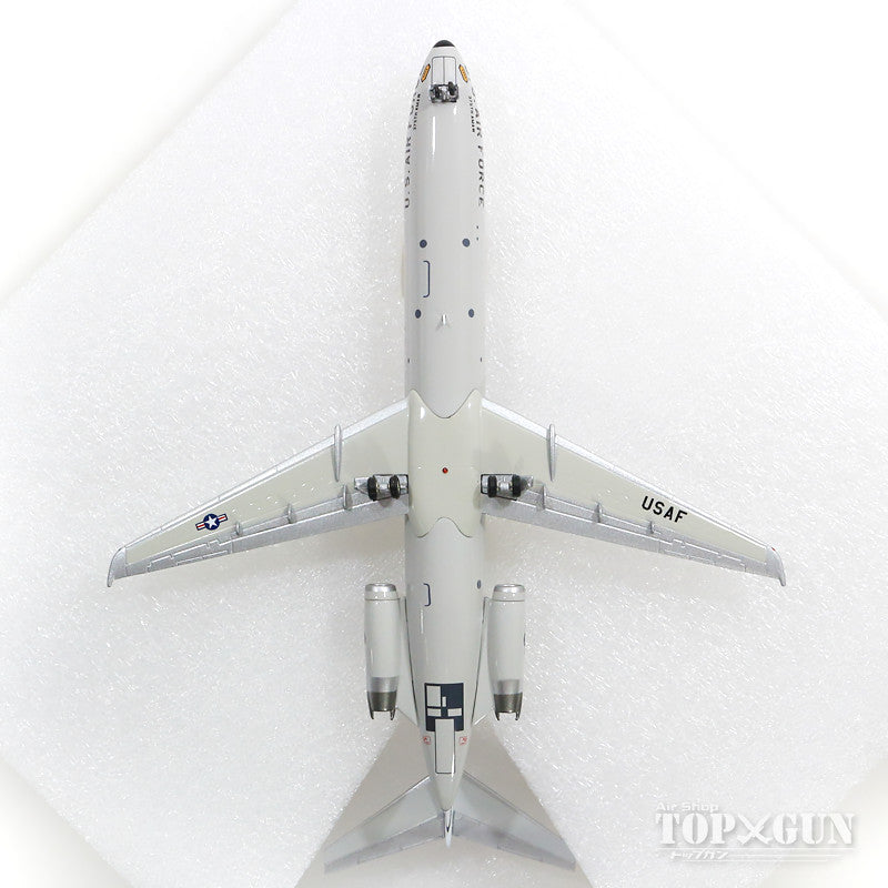 C-9A (DC-9-32CF) US Air Force #68-10958 (stand included) 1/200 [CMDC901]