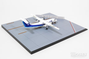 Dash8-Q300 ANAウイングス 最終飛行時 14年3月 羽田82番スポットディスプレイ板・横断幕パーツ板付属 JA804K 1/200 ※金属製  [DH28018]