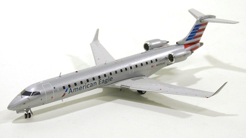 ボンバルディア CRJ-700 アメリカン・イーグル N505AE 新塗装 1/200 [G2AAL447]