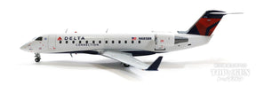 CRJ-200LR デルタ・コネクション（エンデバー航空） N685BR 1/200 [G2DAL1074]