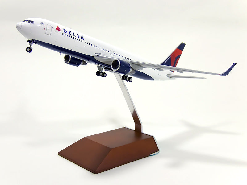 Gemini 200 デルタ航空 ボーイング 777-200LR