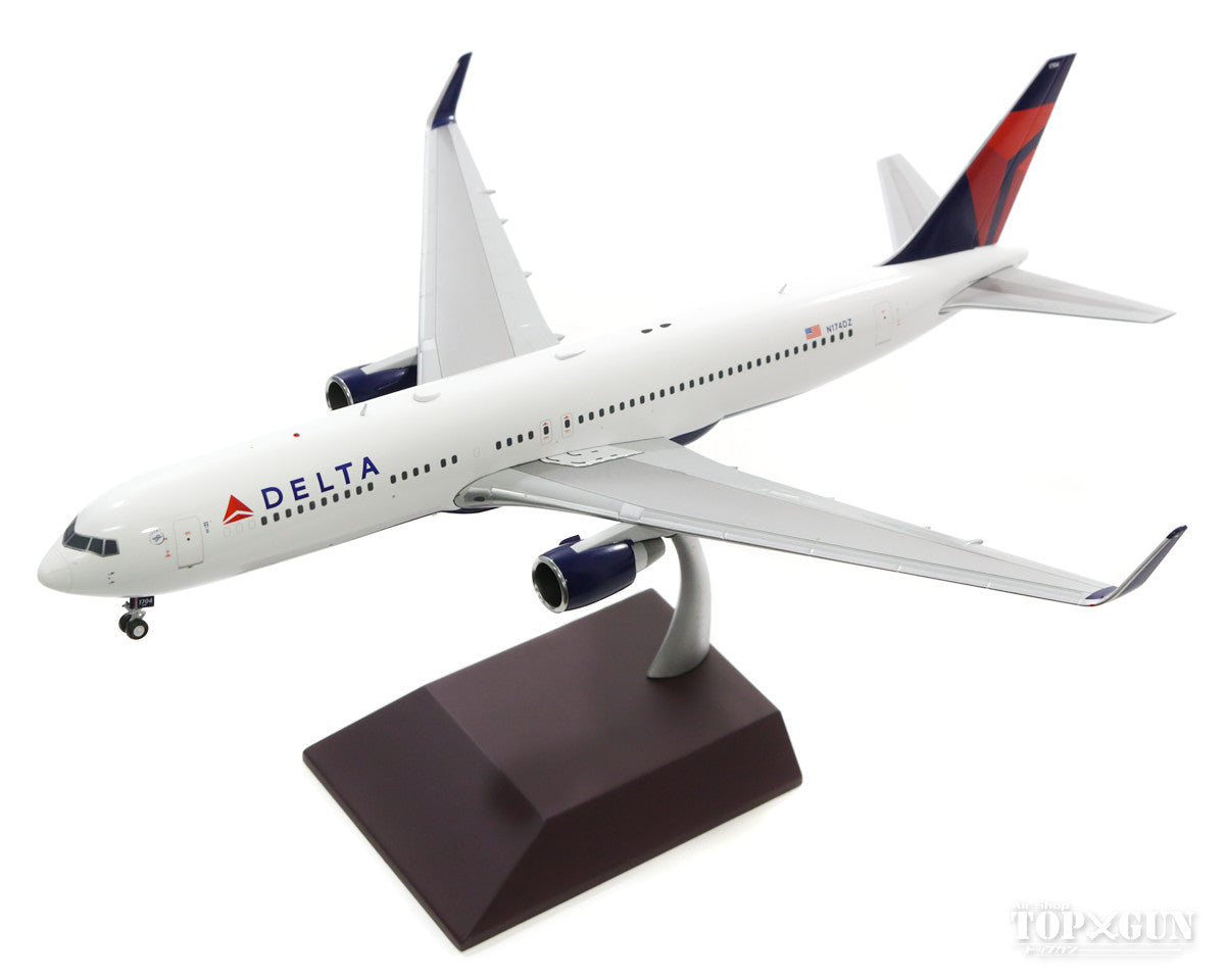 767-300ERw Delta Airlines N174DZ 1/200 *Made of metal [G2DAL683]