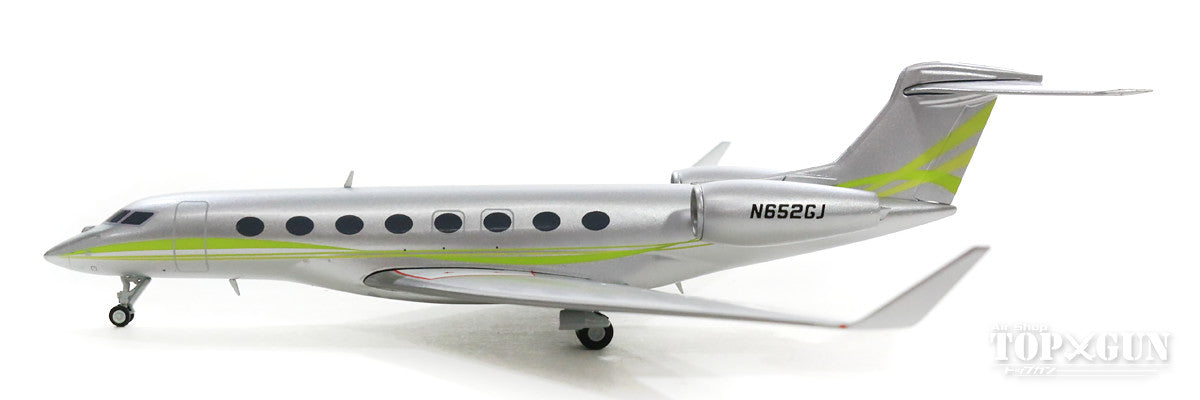 Gulfstream G650 Silver N652GJ 1/200 *Made of metal [G2GLF756]