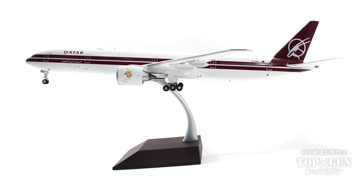 [Pre-order item] 777-300ER Qatar Airways special livery "1990s retro" A7-BAC 1/200 [G2QTR1145]