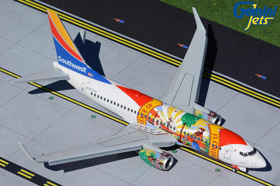 737-700 Southwest Airlines "Florida One" N945WN *Flaps down 1/200 [G2SWA914F]