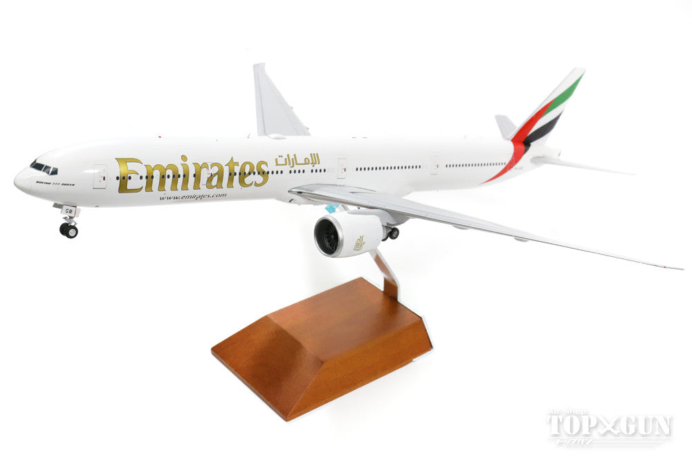 777-300ER Emirates A6-EGR 1/200 *Made of metal [G2UAE596]