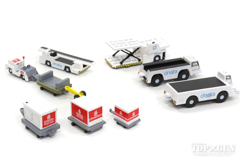 Ground Support Equipment #2 (Emirates Airlines/Tug) 1/200 [G2UAE639]