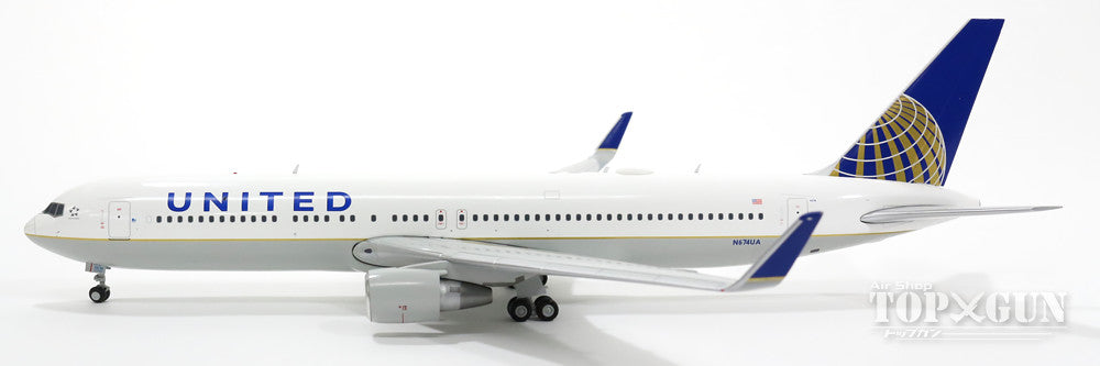 767-300ERw United Airlines N674UA 1/200 *Made of metal [G2UAL391]