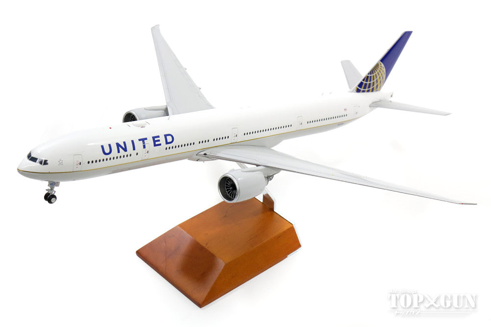 777-300ER United Airlines N2331U 1/200 *Made of metal [G2UAL643]