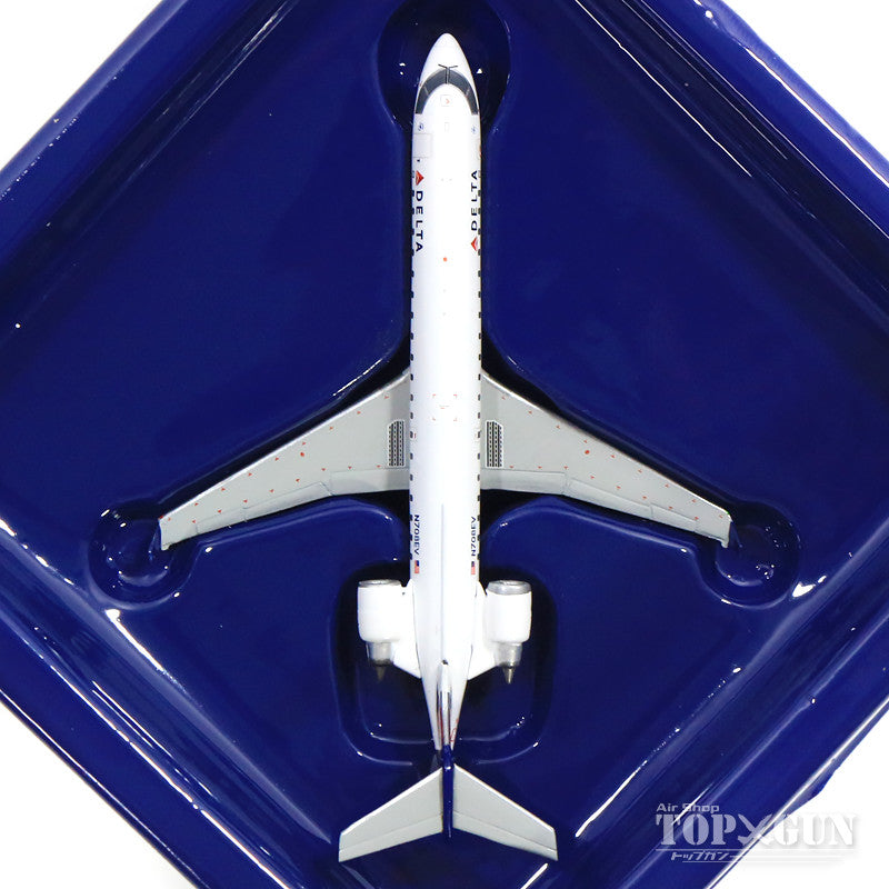 CRJ-701 デルタ・コネクション（エクスプレスジェット航空） N708EV 1/400 [GJDAL1735]