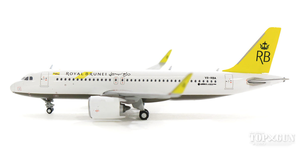希少　ロイヤルブルネイ航空　飛行機模型 Amazon.co.jp: 1/100スケール エアバス ロイヤルブルネイ航空