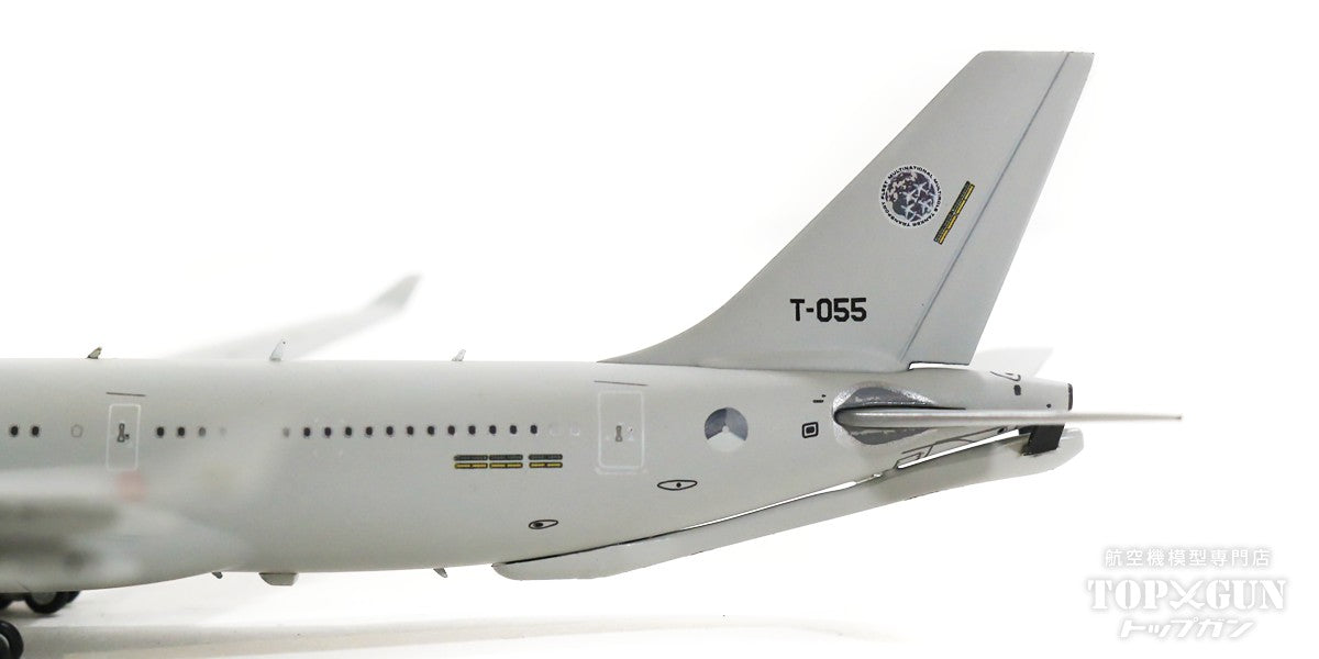 A330 MRTT (air-to-air refueling/transport aircraft) Voyager NATO/Dutch Air Force T-055 1/400 [GMNAF107]