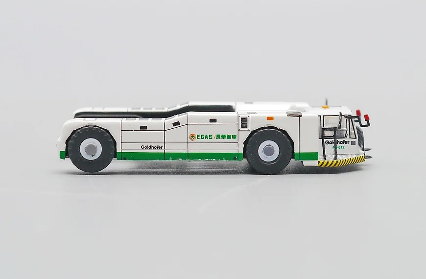 Goldhoffer AST-1X Aircraft Tractor Evergreen Air Services (EGAS) 1/200 [GSE2AST108]