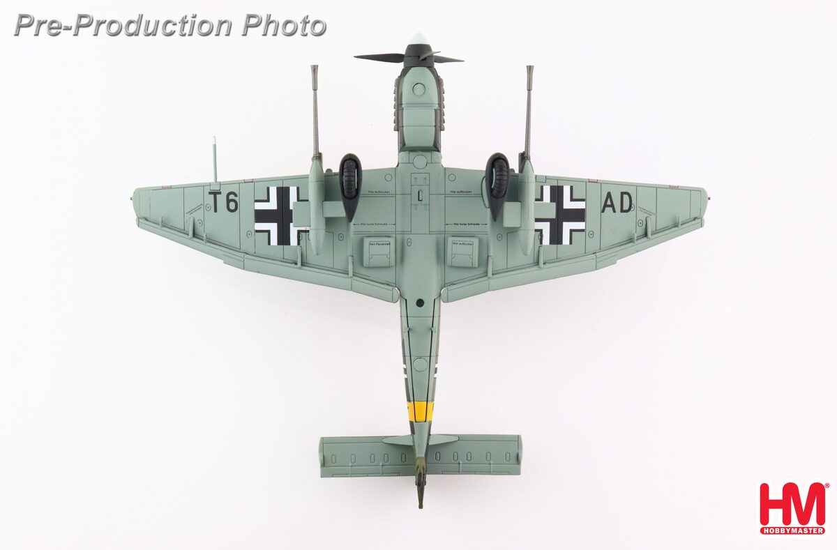 Ju87G-1 German Air Force Eastern Front World War II T6+AD 1/72 [HA0132]