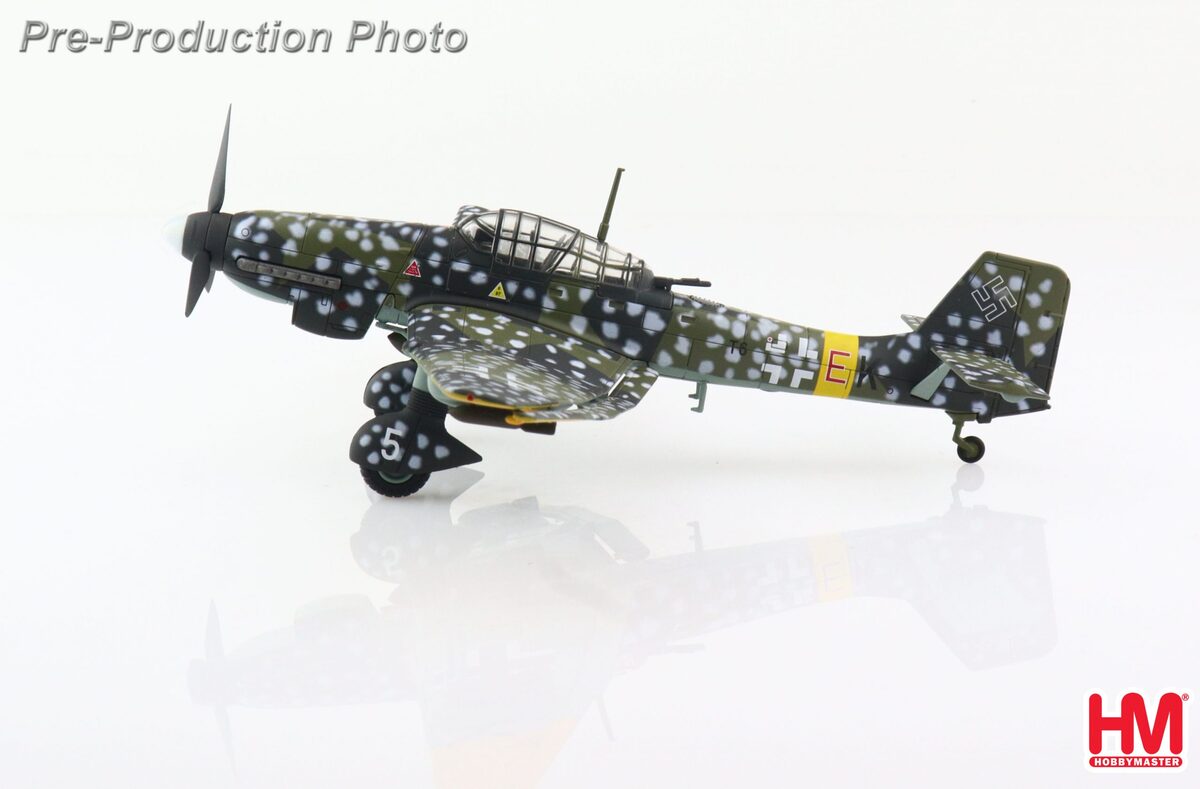 Ju87D-3 ドイツ空軍 東部戦線 迷彩 第二次大戦時 T6+EK 1/72 [HA0133]