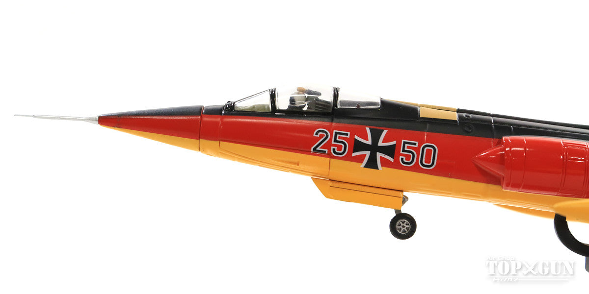 F-104G West German Air Force 34th Fighter Wing Special Paint "25th Anniversary" 1984 25+50 1/72 [HA1040]