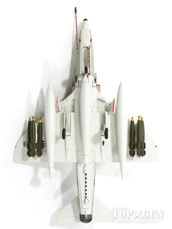 Hobby Master A-4E Skyhawk, USMC 211th Marine Attack Squadron