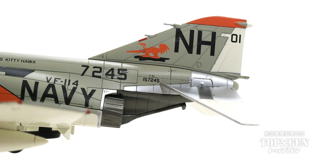 F-4J US Navy 114th Fighter Squadron "Ardbergs" Lt. Pete Pettigrew/Lt. Mike McCabe (MiG-21 shot down) Aboard the aircraft carrier Kitty Hawks May 6, 1972 NH201/#157245 1/72 [HA19034]