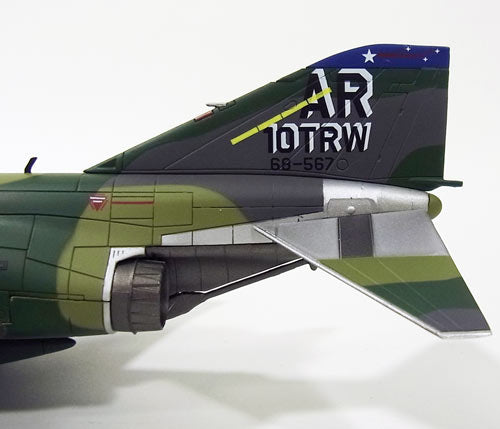 RF-4C（偵察型） 在欧アメリカ空軍 第10戦術偵察航空団 第1偵察飛行隊 アーコンベリー基地・イングランド 86年 #68-567 1/72 [HA1958]